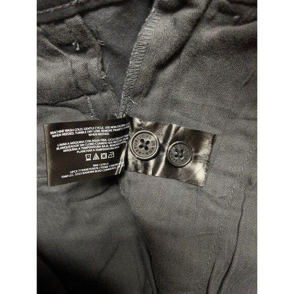 Banana Republic Short Men's Lightweight Stretch Chino Pant Sz 38x29 Grey Color - Picture 12 of 13